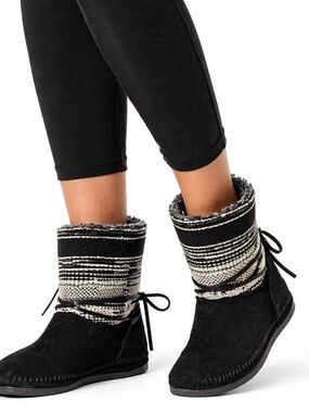 Women’s TOMS Faux Fur Lined Winter Boots – Black Tribal Knit Cuff